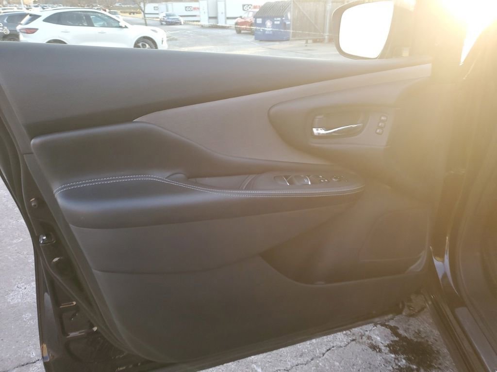 Used 2023 Nissan Murano SL image 23