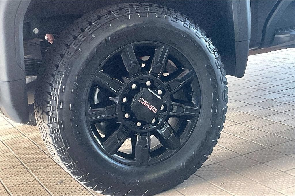 Used 2025 GMC Sierra 2500 AT4 w/ AT4 Premium Plus Package AWD/4WD image 35