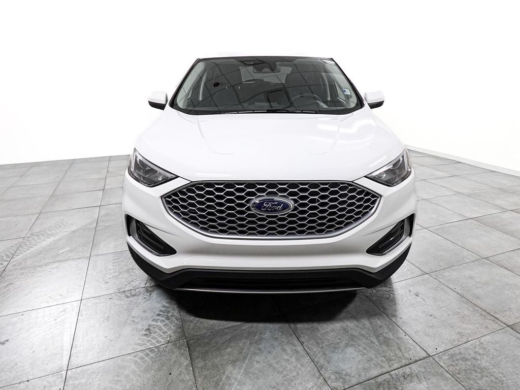 Certified 2023 Ford Edge SEL AWD/4WD image 3