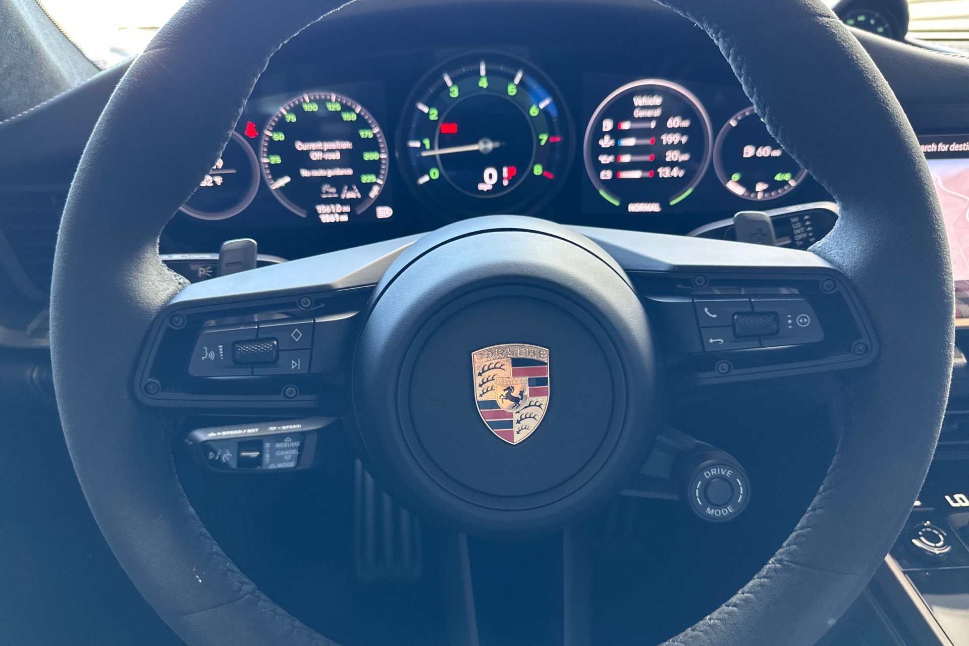 Certified 2025 Porsche 911 Turbo S image 28