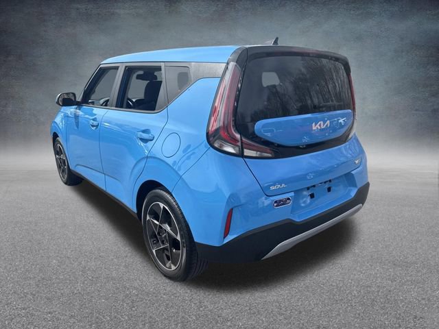 Used 2023 Kia Soul EX image 11