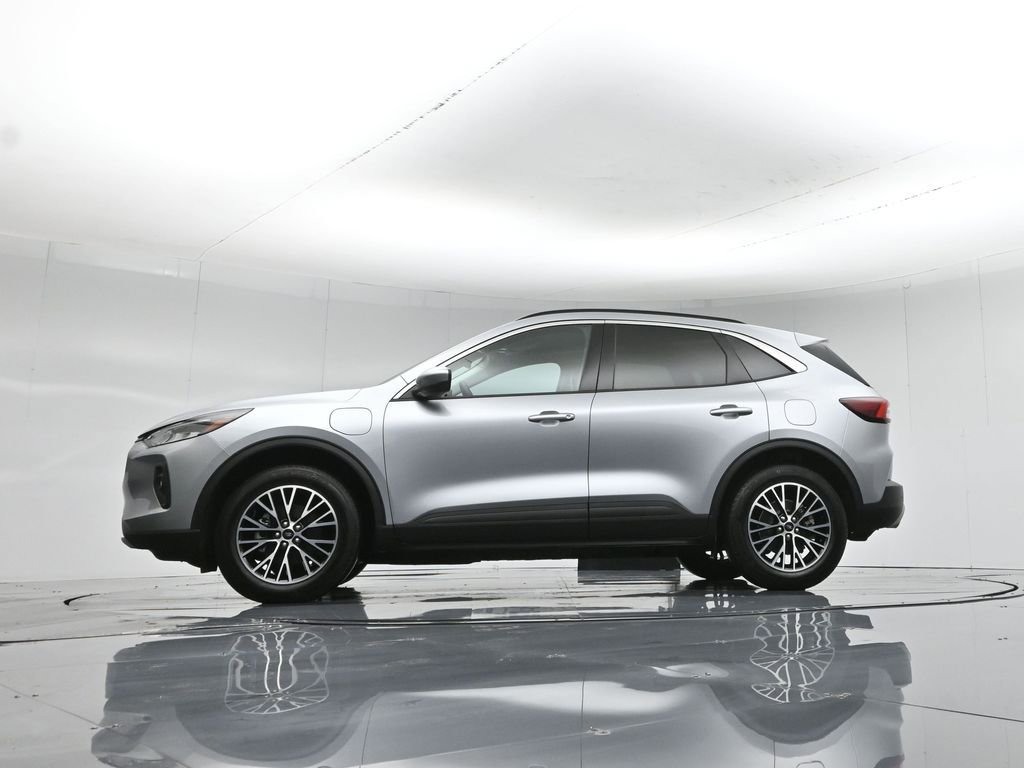 Certified 2023 Ford Escape SE image 8