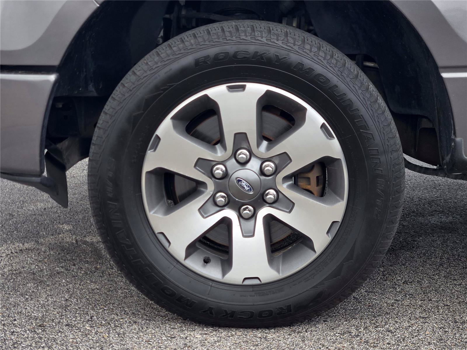 Used 2013 Ford F150 STX w/ Mid Equipment Group RWD image 11