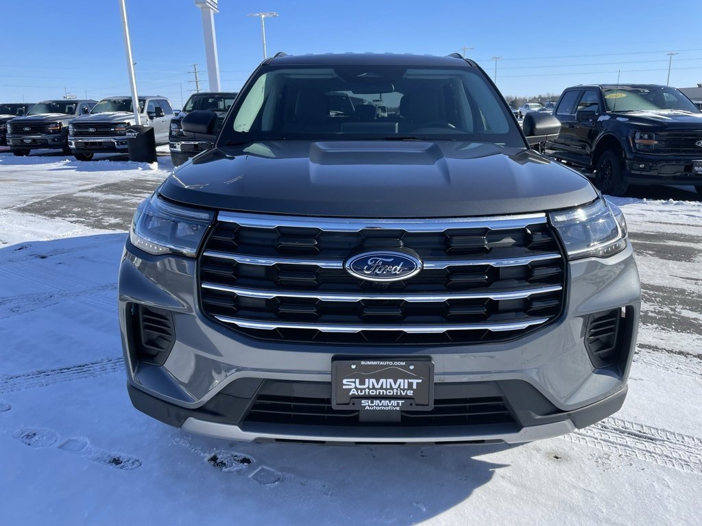 Used 2025 Ford Explorer Active image 27