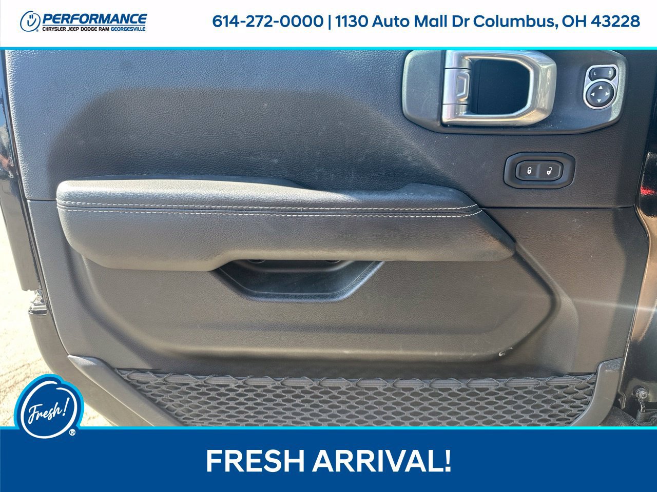 Used 2023 Jeep Wrangler Unlimited Sahara w/ Cold Weather Group AWD/4WD image 15