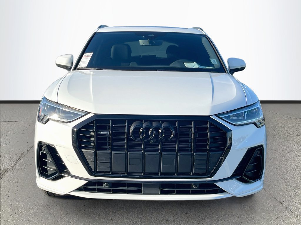Used 2024 Audi Q3 2.0T Premium Plus w/ Premium Plus Package AWD/4WD image 2