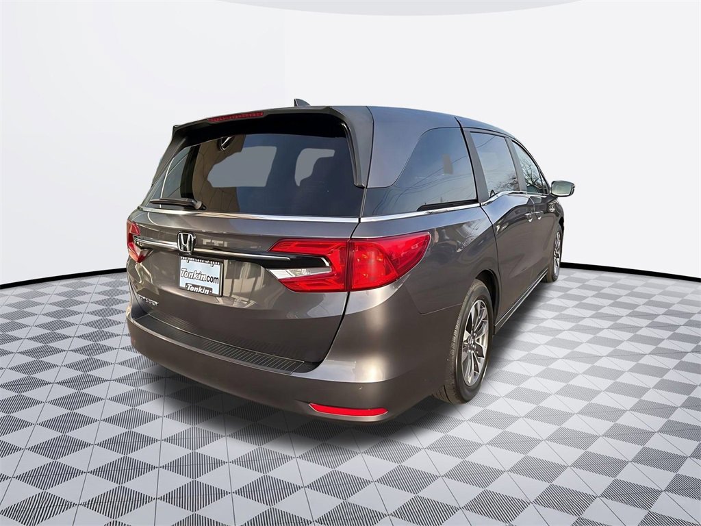 Used 2024 Honda Odyssey EX-L image 3