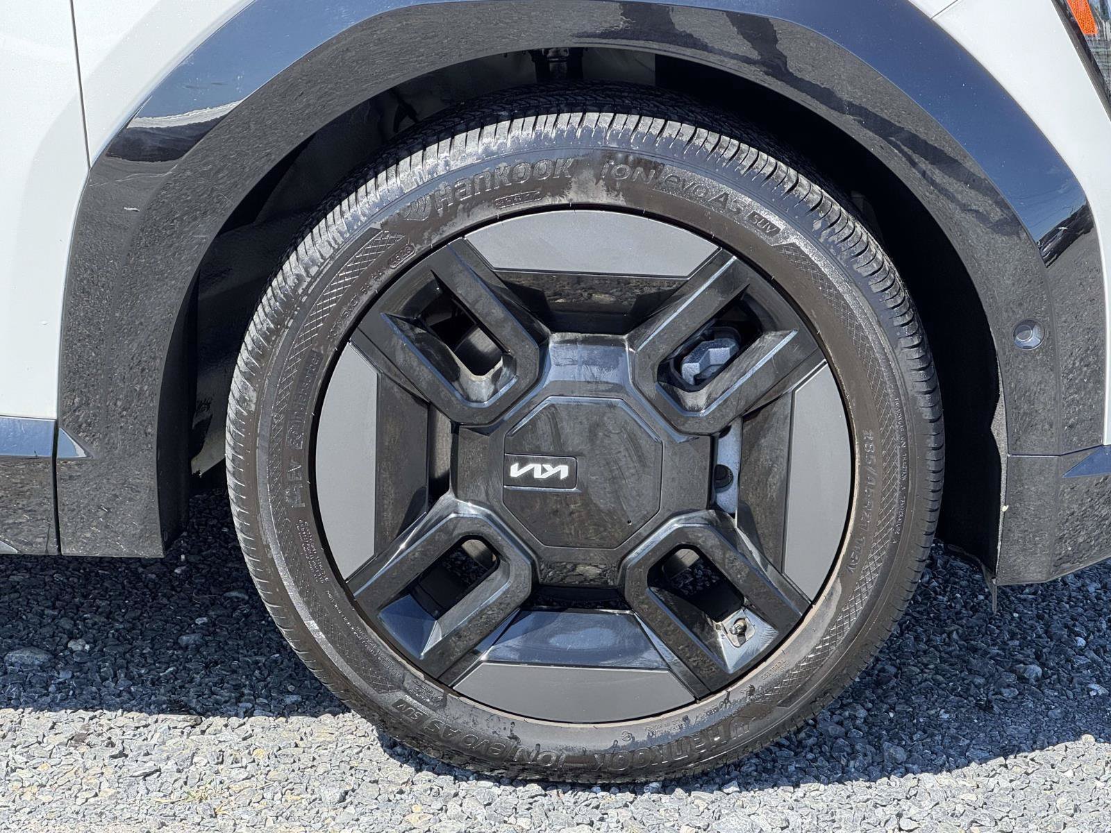 Used 2024 Kia EV9 GT-Line AWD/4WD image 30