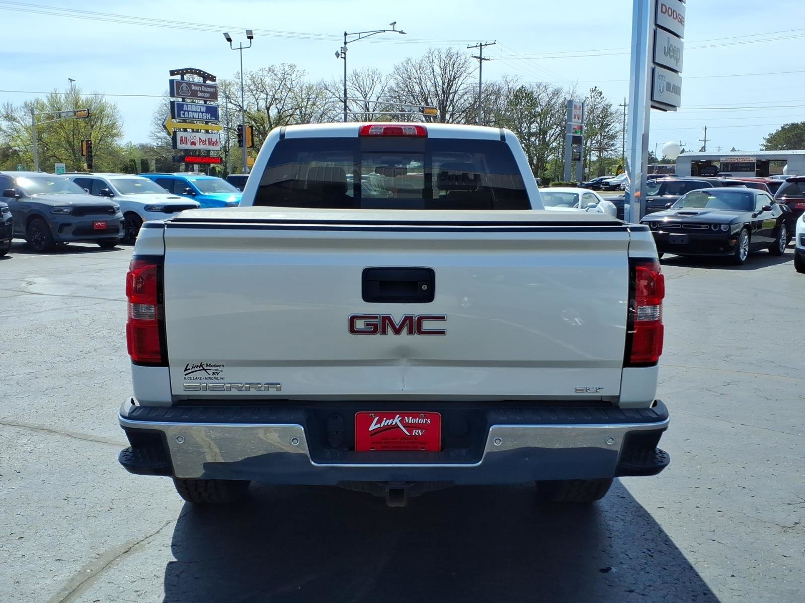 Used 2015 GMC Sierra 1500 SLT w/ SLT Crew Cab Value Package AWD/4WD image 5