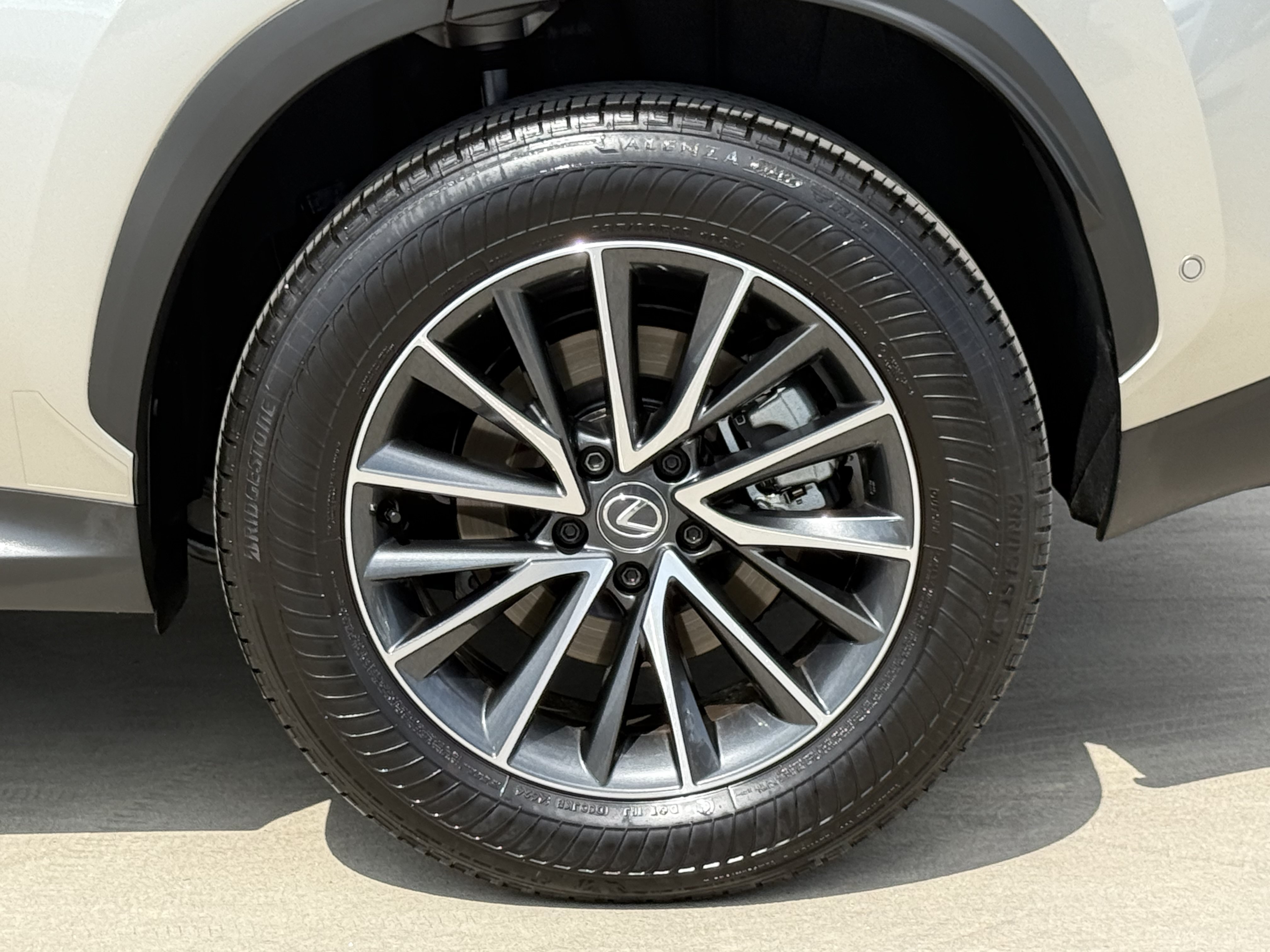 Certified 2025 Lexus NX 350h AWD w/ Accessory Package (2T) image 15