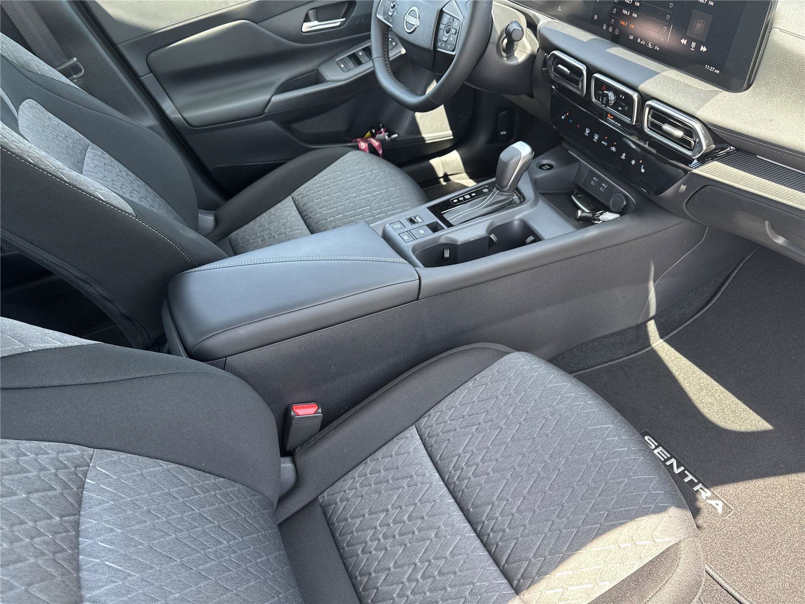 New 2026 Nissan Sentra SV w/ SV Convenience Package FWD image 33