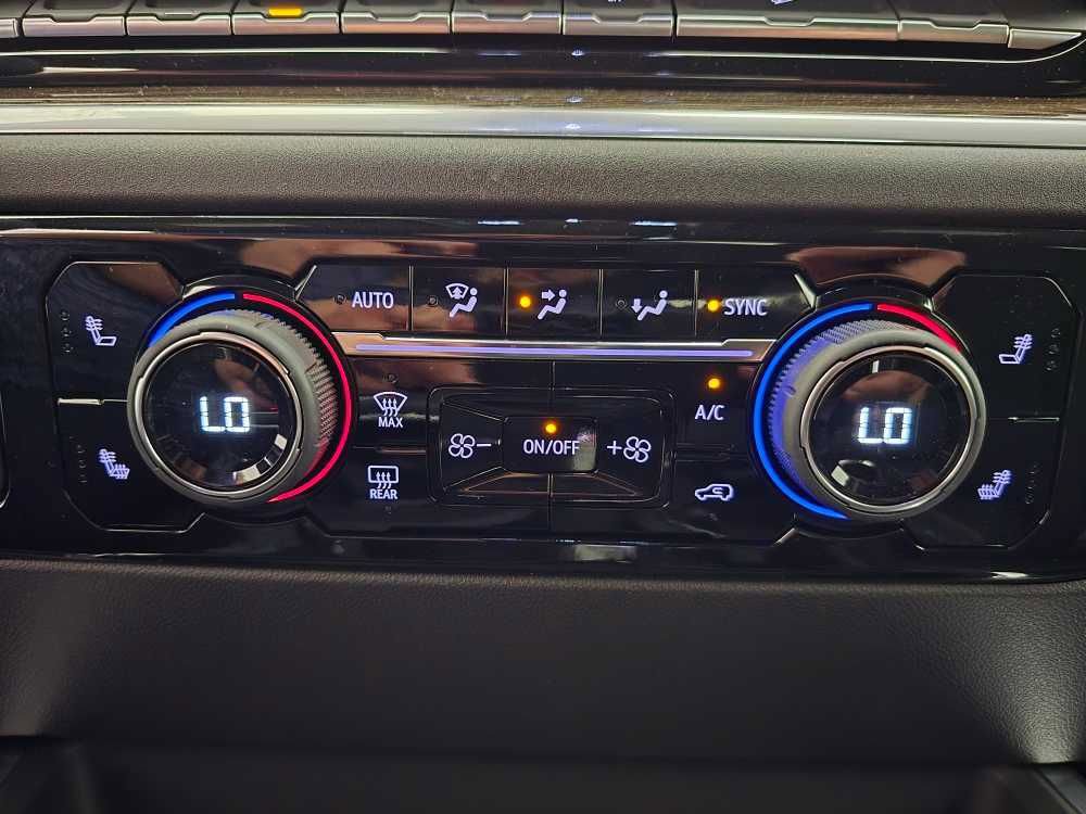 New 2025 Chevrolet Silverado 1500 LT w/ Z71 Off-Road Package image 15