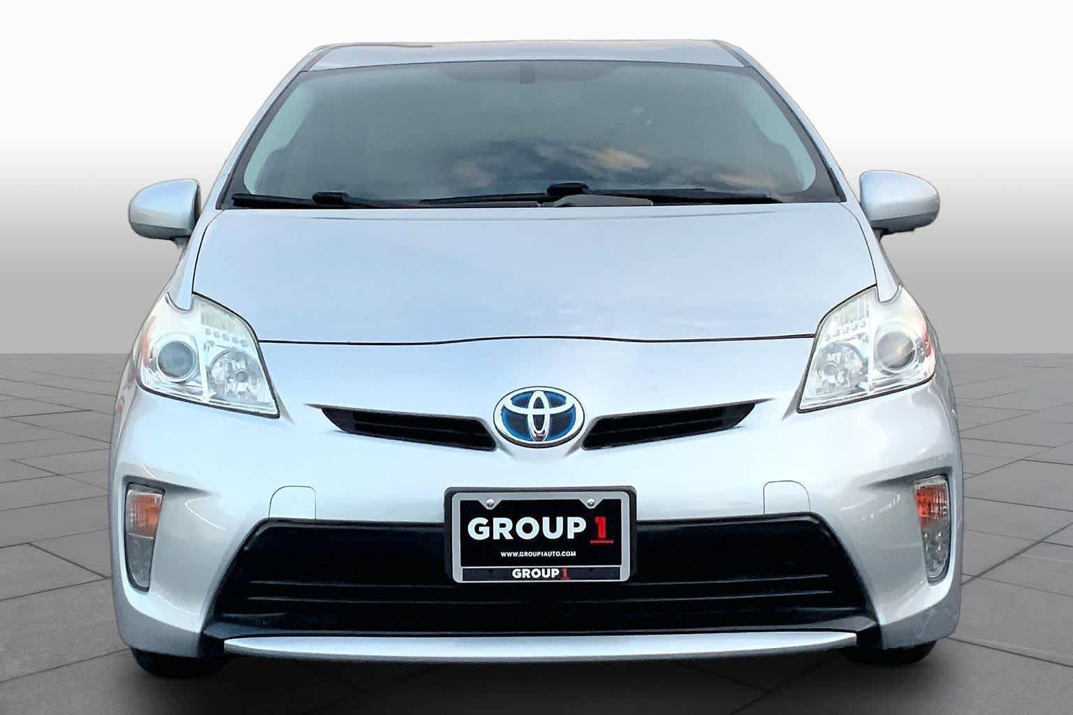 Used 2015 Toyota Prius Four FWD image 3