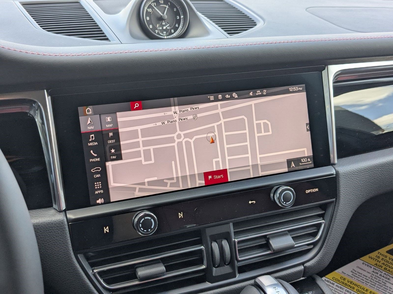 New 2026 Porsche Macan image 17