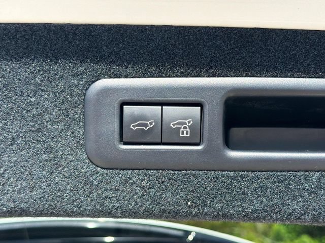 Used 2022 Lexus RX 350L Luxury w/ Accessory Package (Z1) FWD image 14
