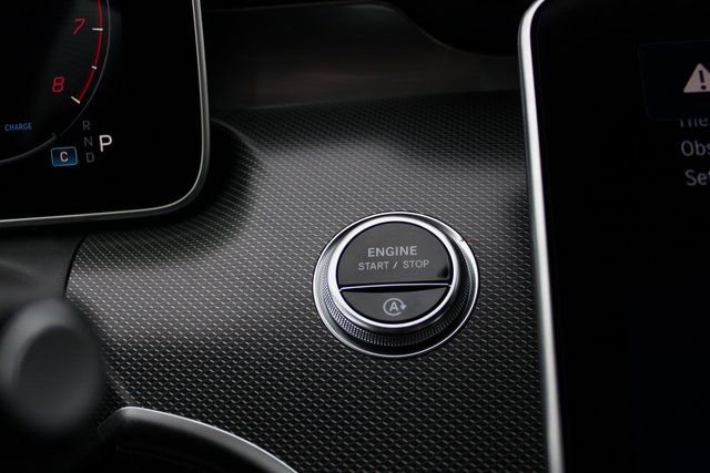 Used 2024 Mercedes-Benz C 300 4MATIC Sedan image 9