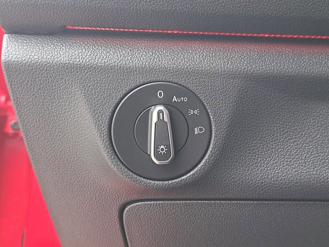 Used 2021 Volkswagen Jetta SEL FWD image 24