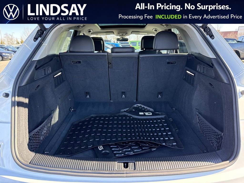 Used 2023 Audi Q5 2.0T Premium Plus w/ Premium Plus Package AWD/4WD image 12