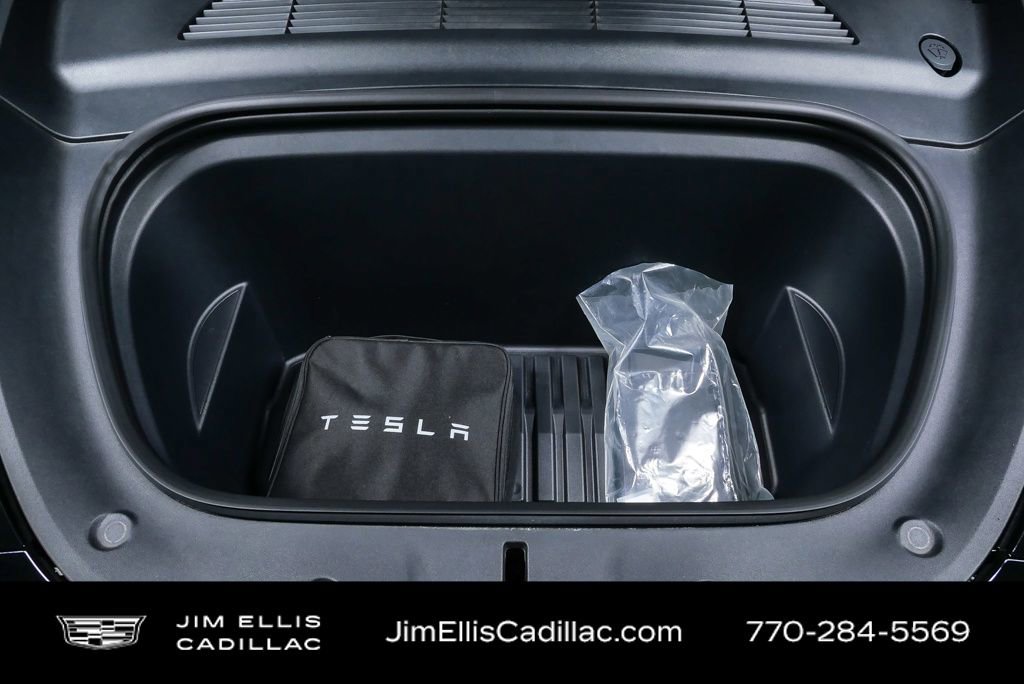 Used 2022 Tesla Model Y Long Range image 7