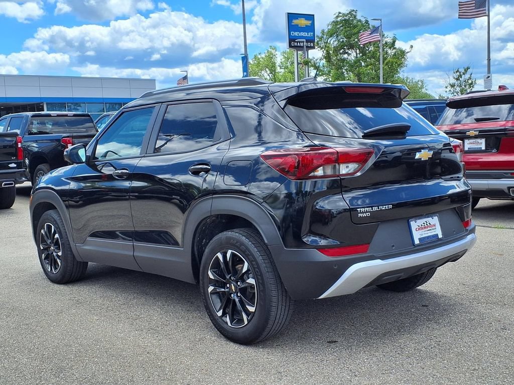 Used 2021 Chevrolet TrailBlazer LT w/ Convenience Package AWD/4WD image 7