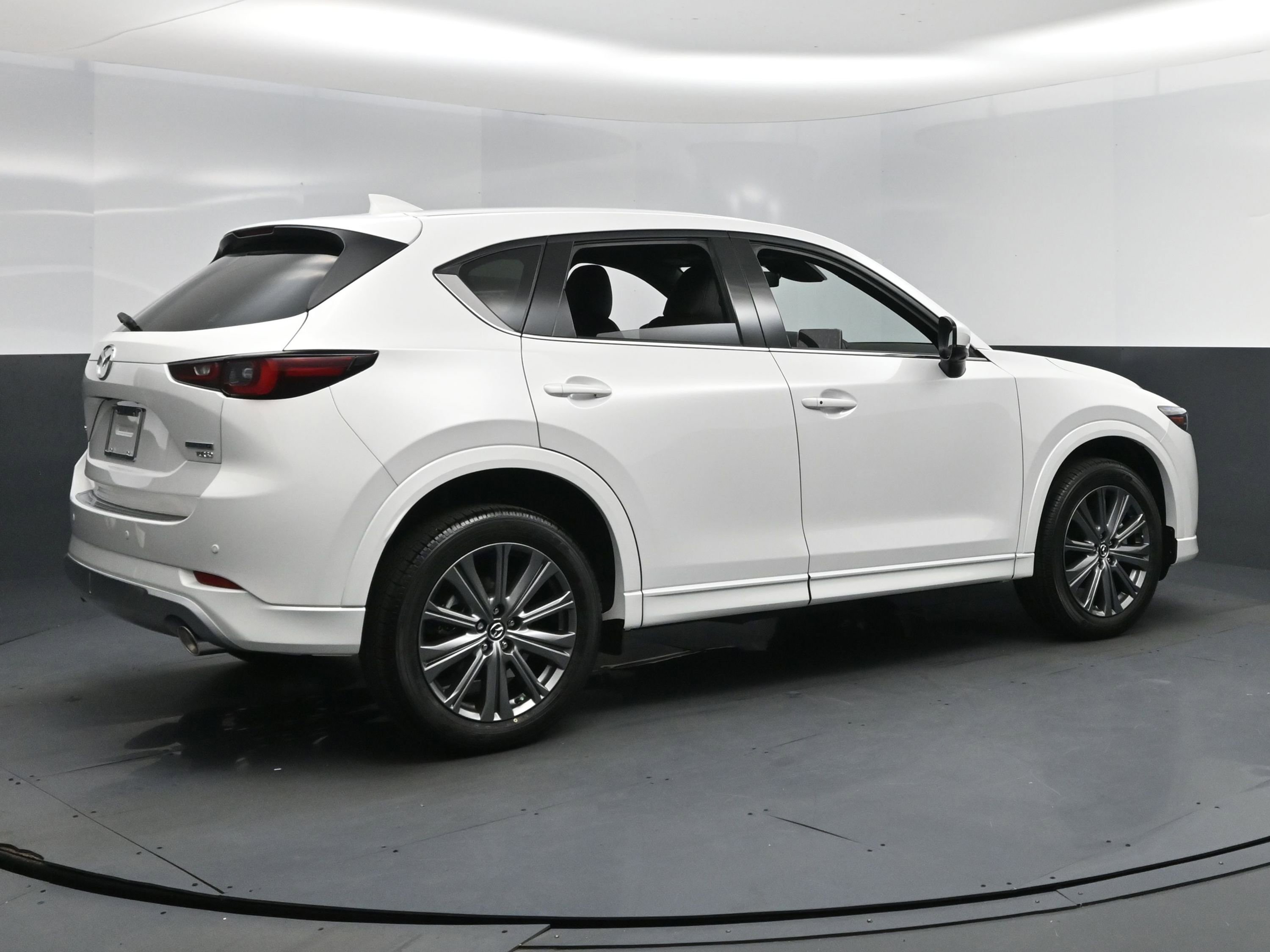 New 2025 MAZDA CX-5 Signature image 4