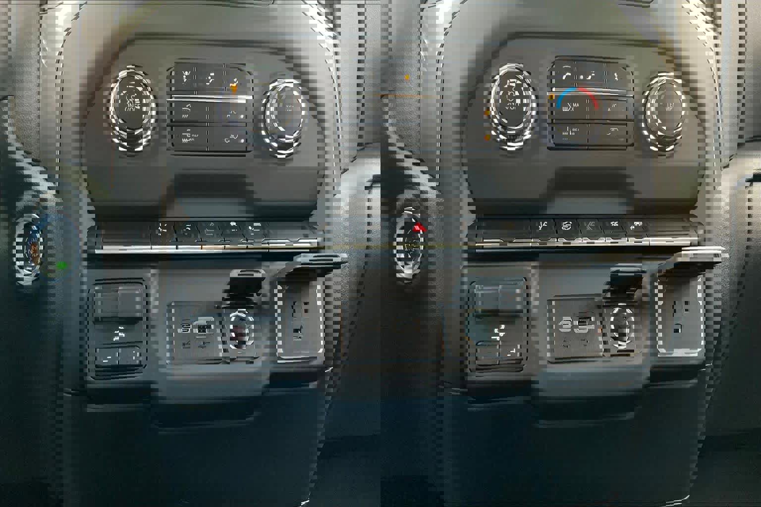 Used 2024 Chevrolet Silverado 2500 Custom w/ Custom Convenience Package image 34