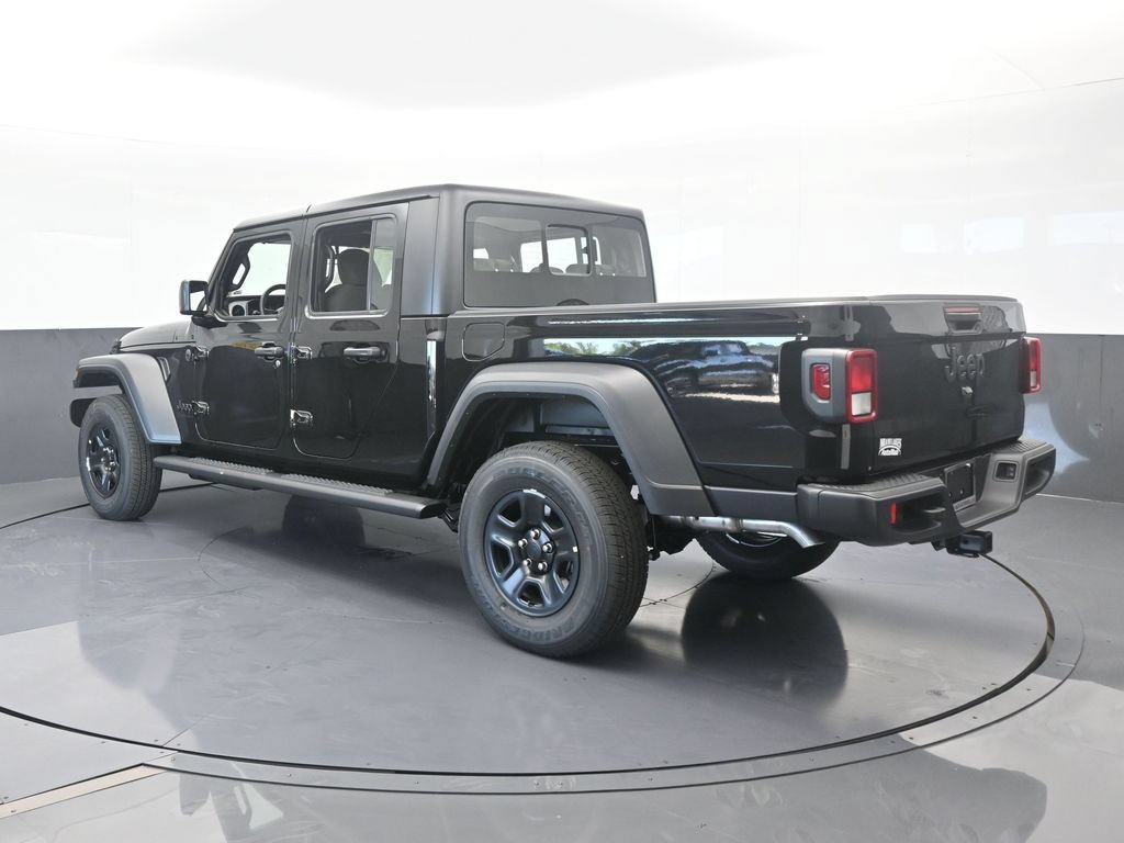 New 2026 Jeep Gladiator Sport AWD/4WD image 4