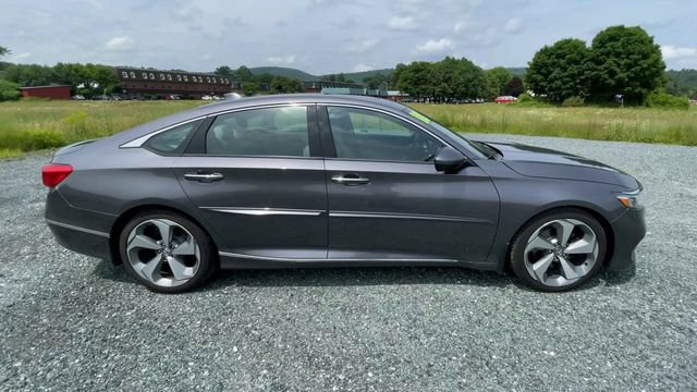 Used 2018 Honda Accord Touring image 5