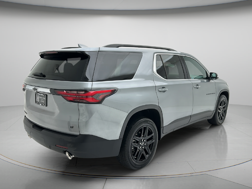 Used 2023 Chevrolet Traverse LT AWD/4WD image 5