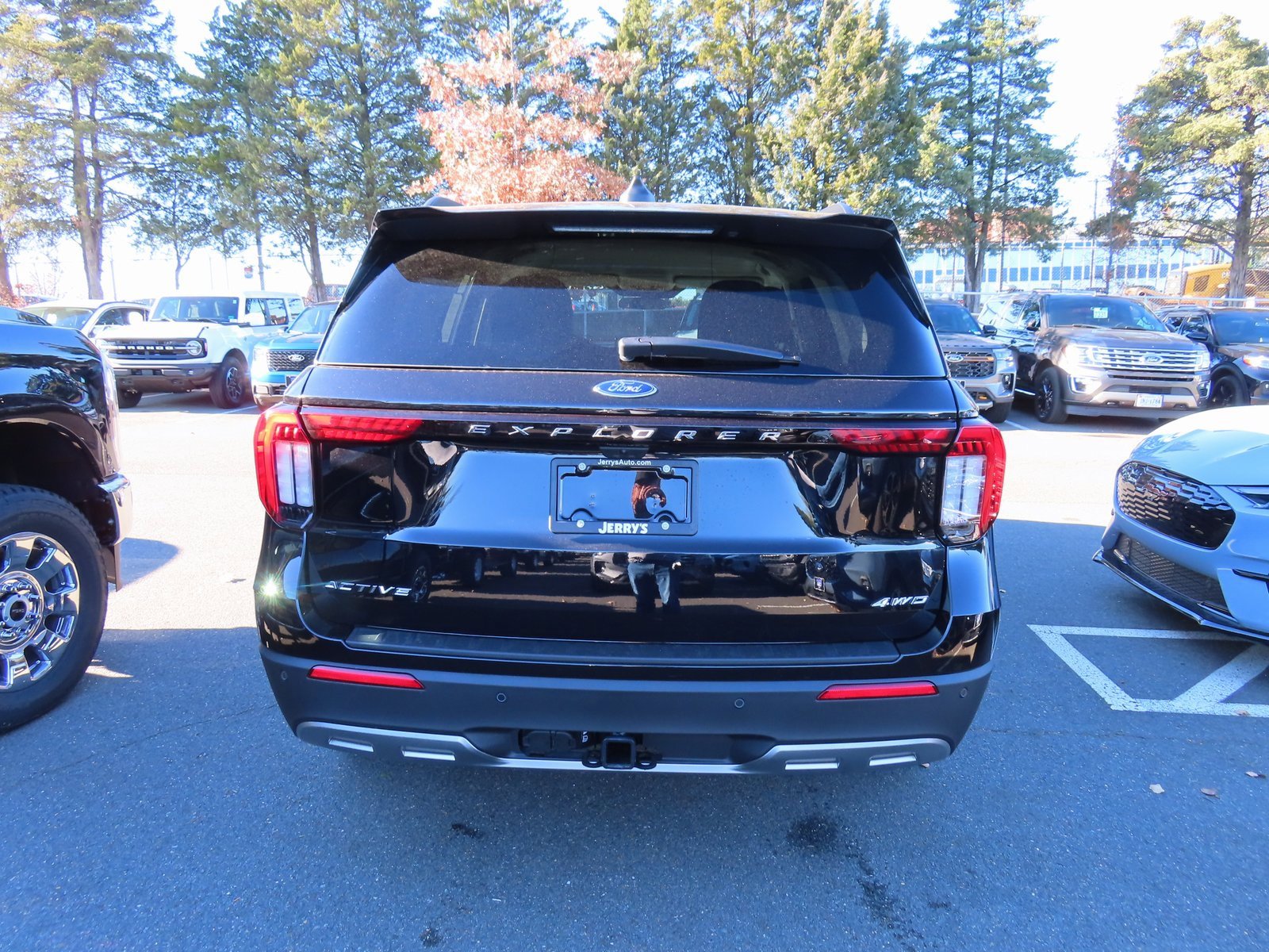 New 2026 Ford Explorer Active w/ Active Comfort Package image 5