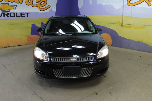 Used 2016 Chevrolet Impala LT FWD image 3
