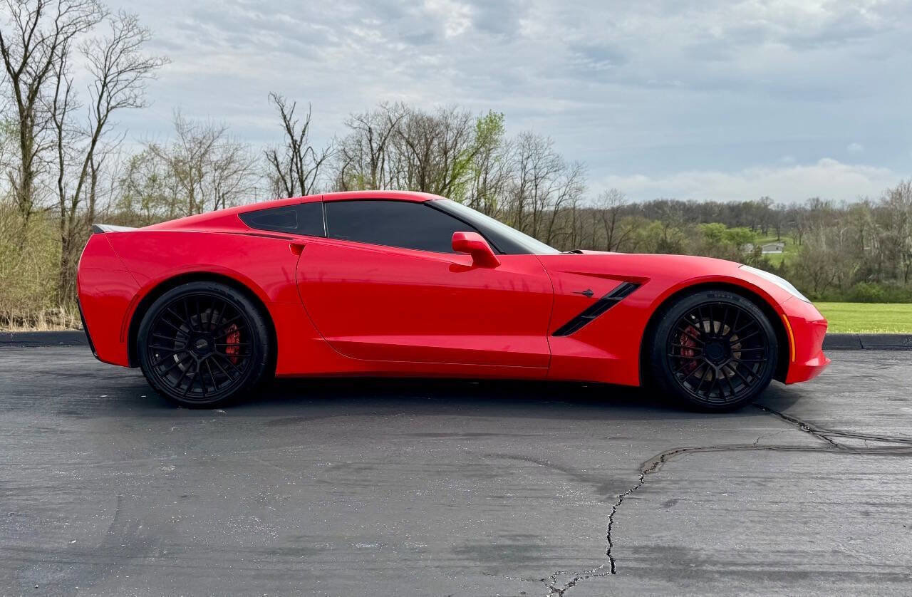 Used 2016 Chevrolet Corvette Stingray Coupe w/ 2LT Preferred Equipment Group image 2