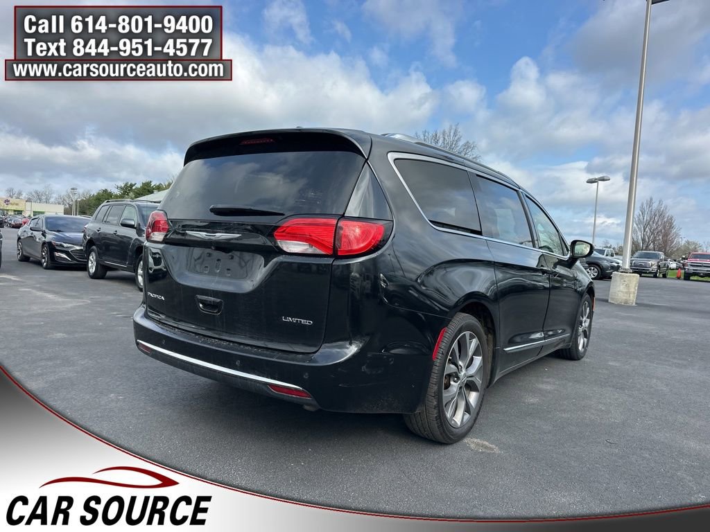 Used 2018 Chrysler Pacifica Limited w/ Tire & Wheel Group image 6