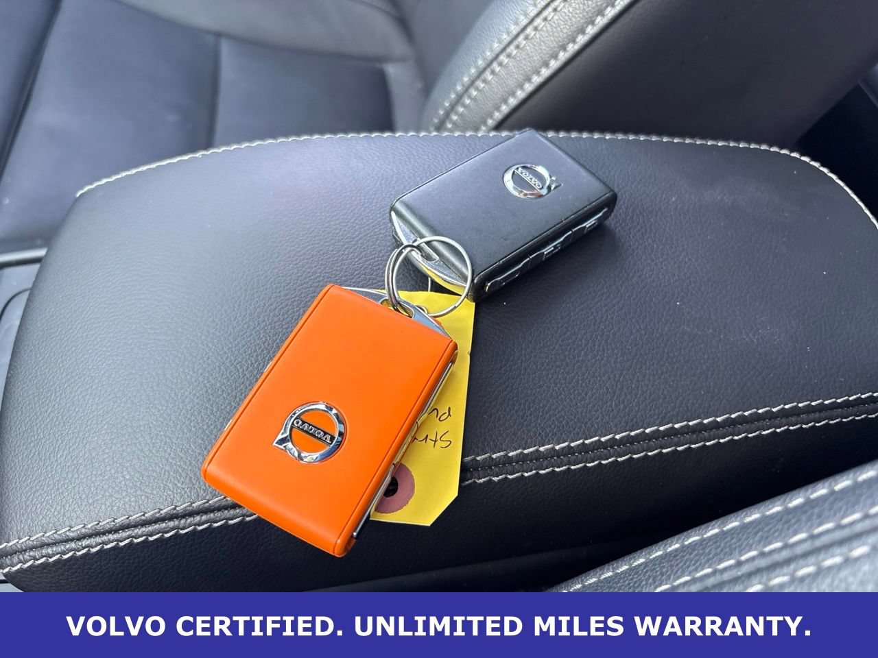 Certified 2024 Volvo XC40 B5 Plus w/ Protection Package Premier AWD/4WD image 28