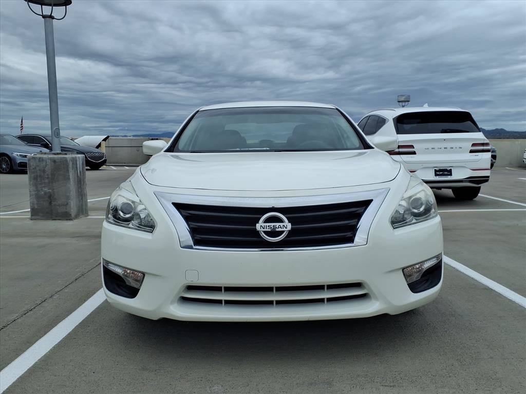 Used 2015 Nissan Altima 2.5 S w/ Power Driver Seat Package image 2