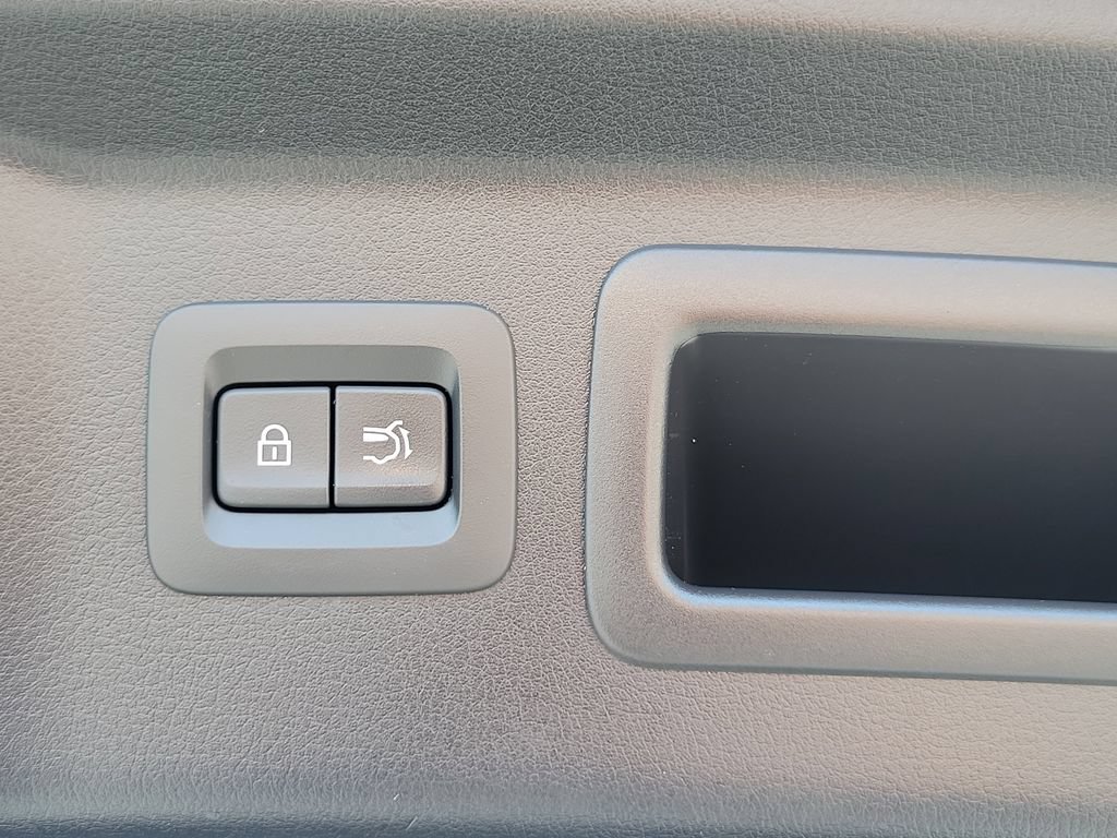 Certified 2024 MAZDA CX-90 Plug-In Hybrid w/ Preferred AWD/4WD image 28