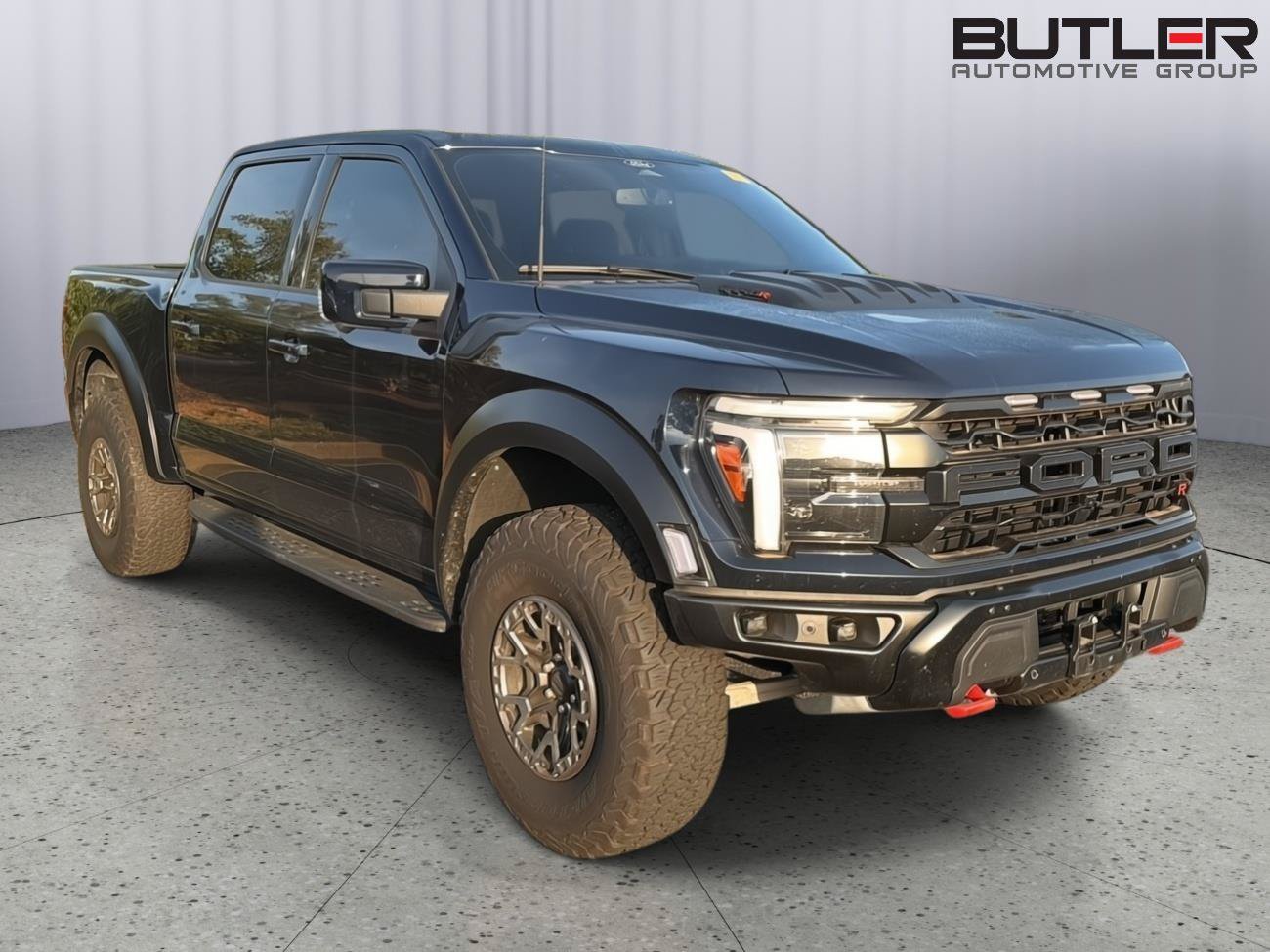 Used 2025 Ford F150 Raptor w/ Equipment Group 803A Raptor R AWD/4WD image 5