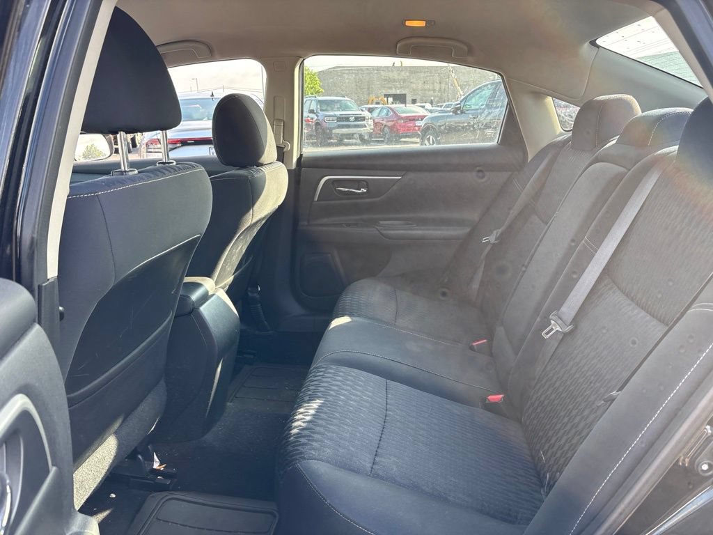 Used 2018 Nissan Altima 2.5 SV FWD image 12