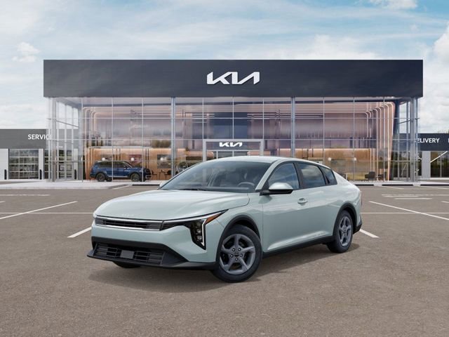 New 2025 Kia K4 LXS image 2