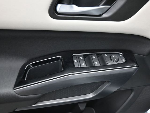 New 2026 Nissan Pathfinder SL image 22