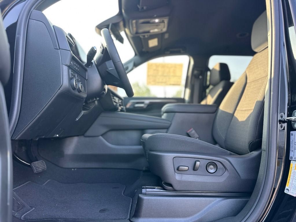 New 2026 Chevrolet Suburban LS AWD/4WD image 20