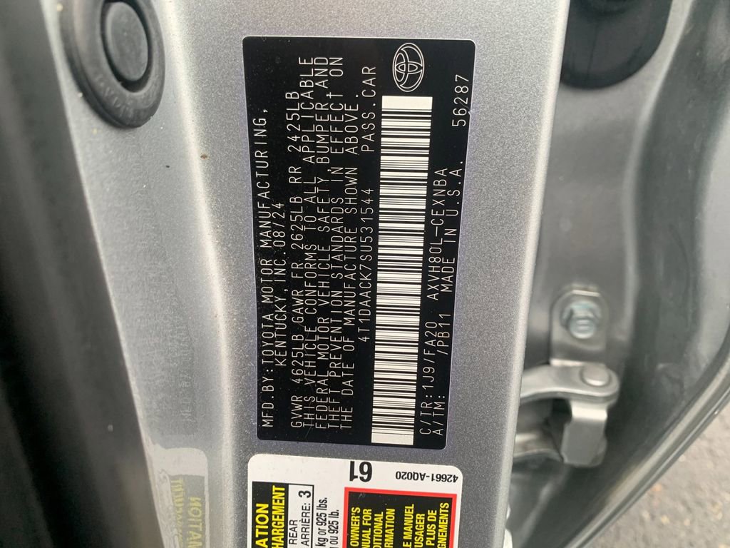 Used 2025 Toyota Camry LE image 33