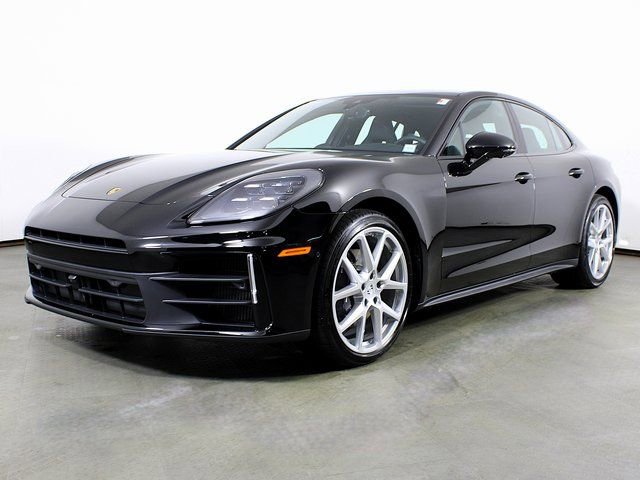 New 2026 Porsche Panamera 4