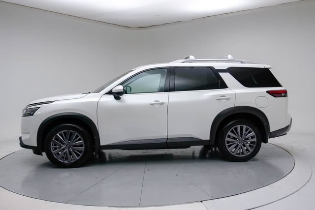 Used 2023 Nissan Pathfinder SL w/ SL Premium Package AWD/4WD image 7