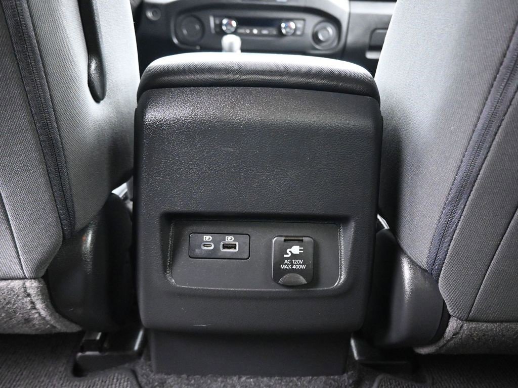 Used 2024 Nissan Frontier SV w/ SV Convenience Package image 35