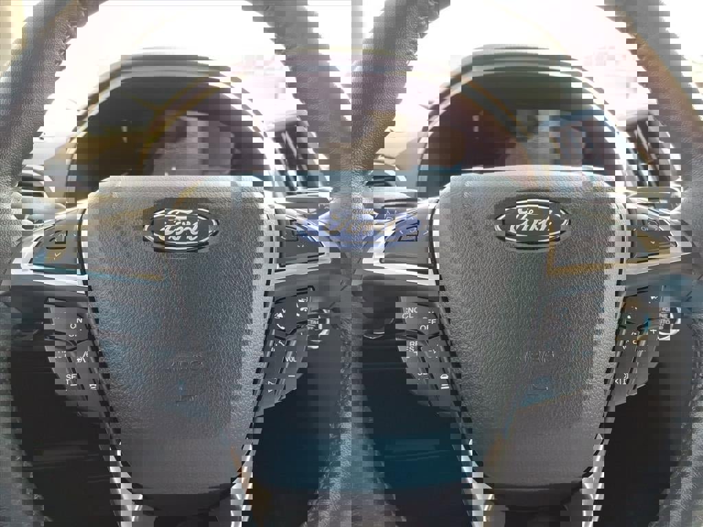 Used 2023 Ford Edge SEL w/ Convenience Package image 21