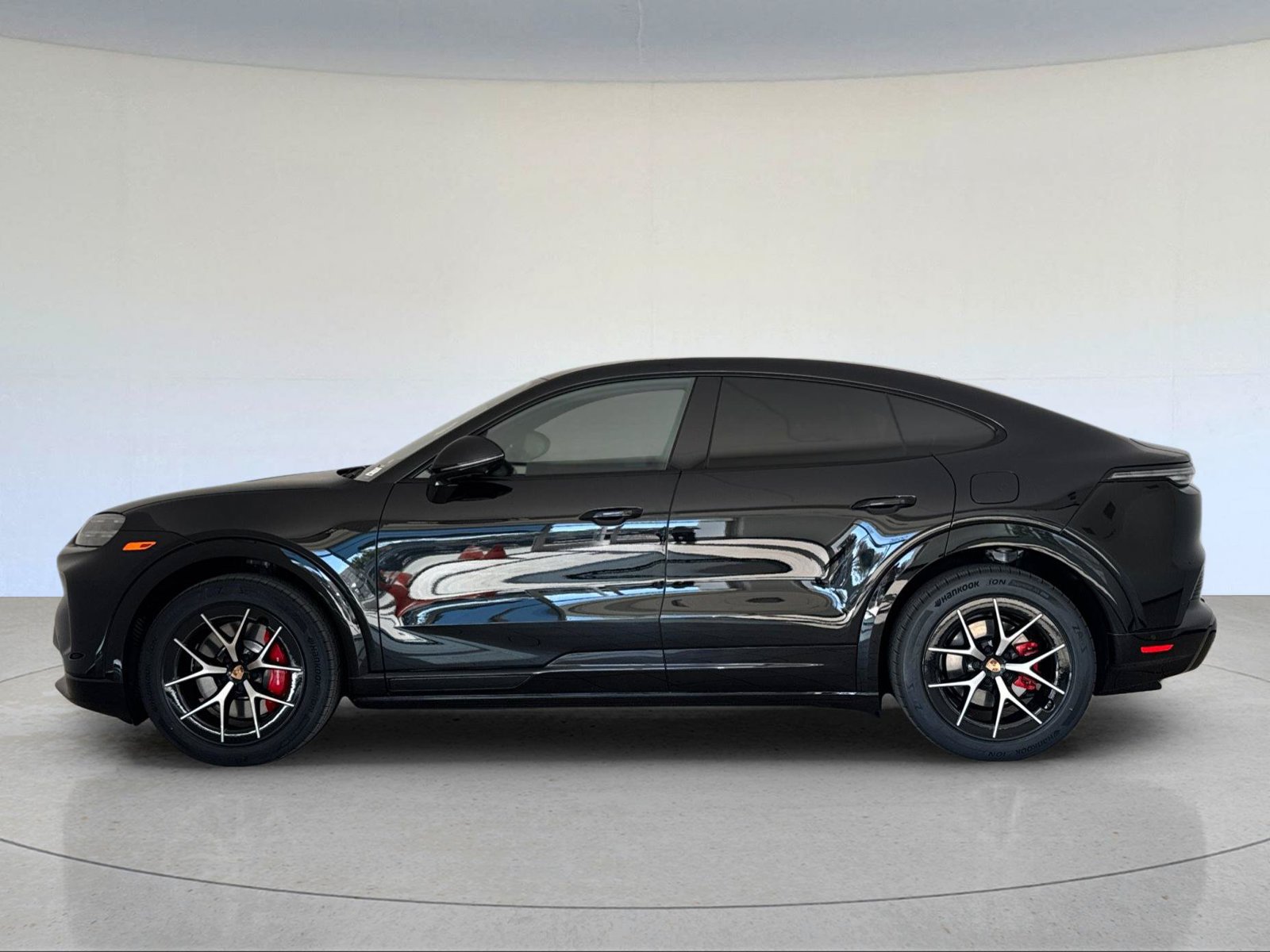 New 2026 Porsche Cayenne S AWD/4WD image 2