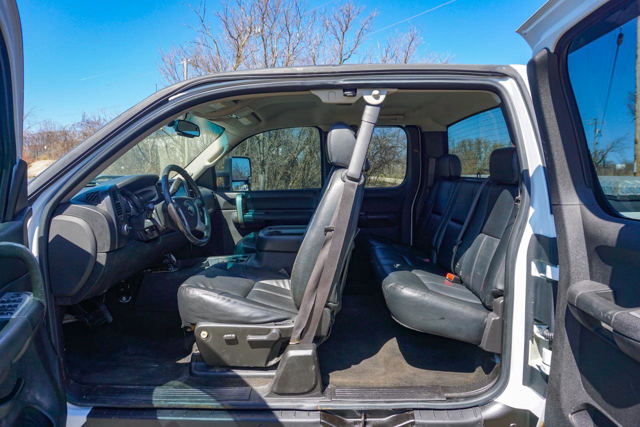 Used 2007 Chevrolet Silverado 2500 LT w/ Suspension Package, Off-Road image 18