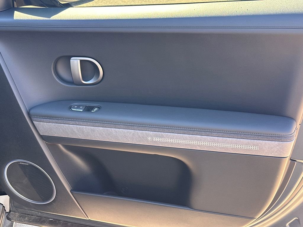 Used 2025 Hyundai Ioniq 5 Limited RWD image 14