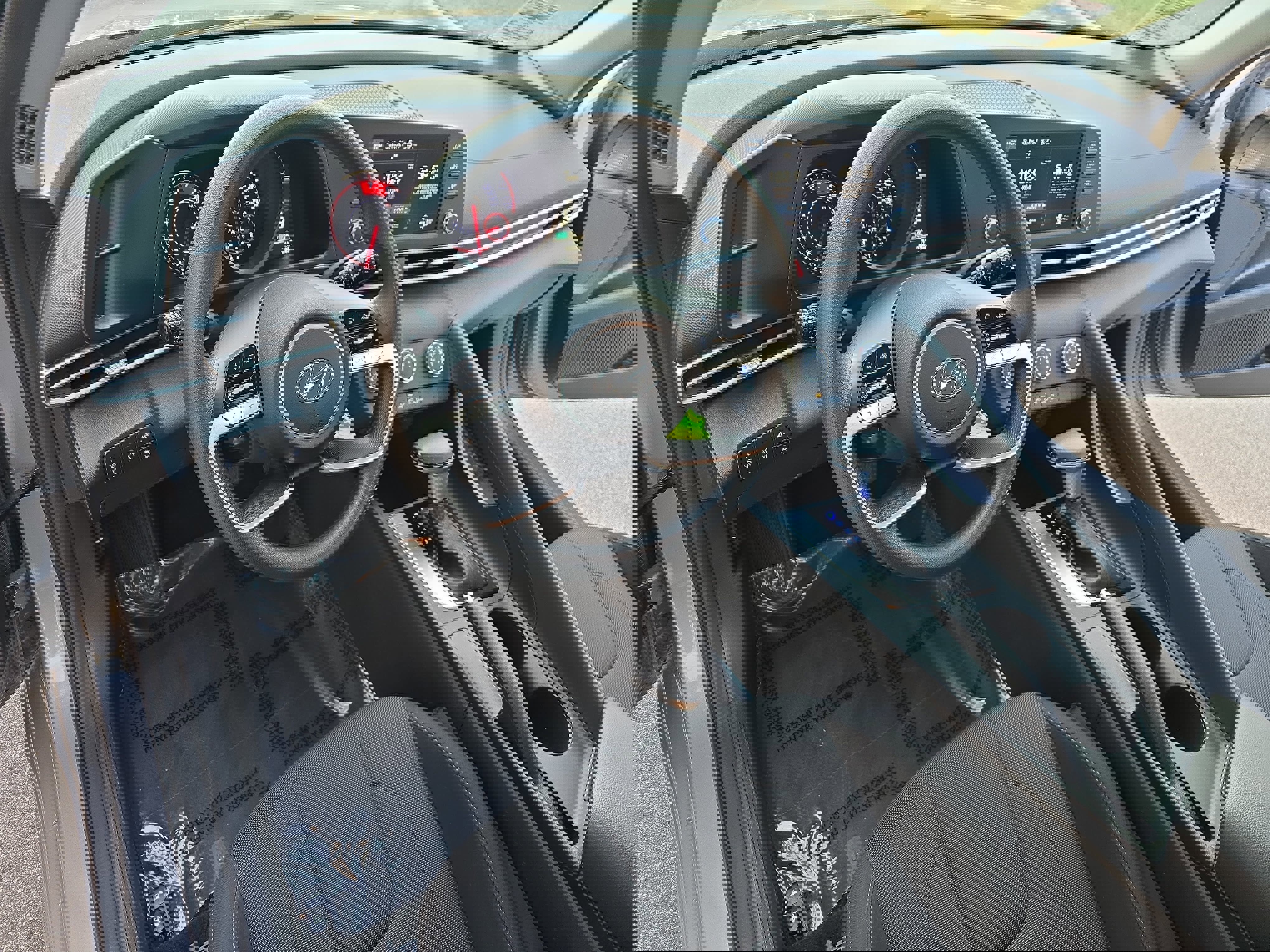 Used 2023 Hyundai Elantra SE image 15